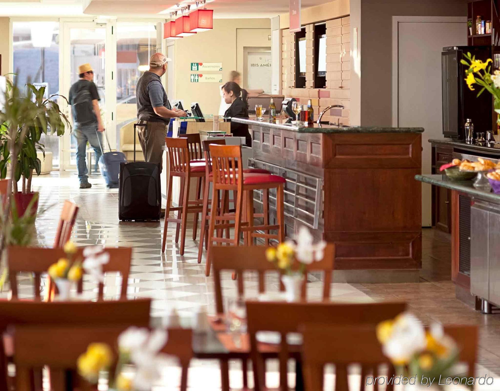 Ibis Estación Santiago