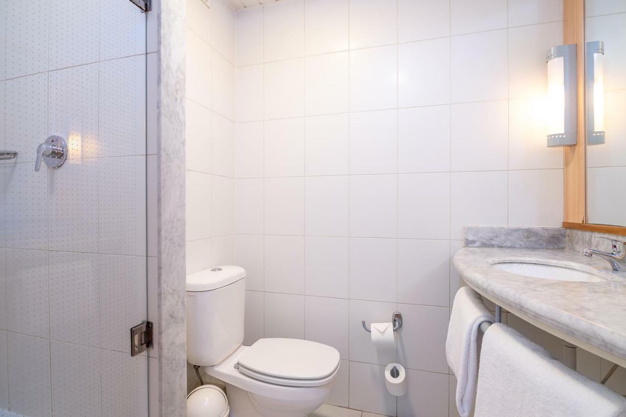 Ibis Estación Hotel 3*